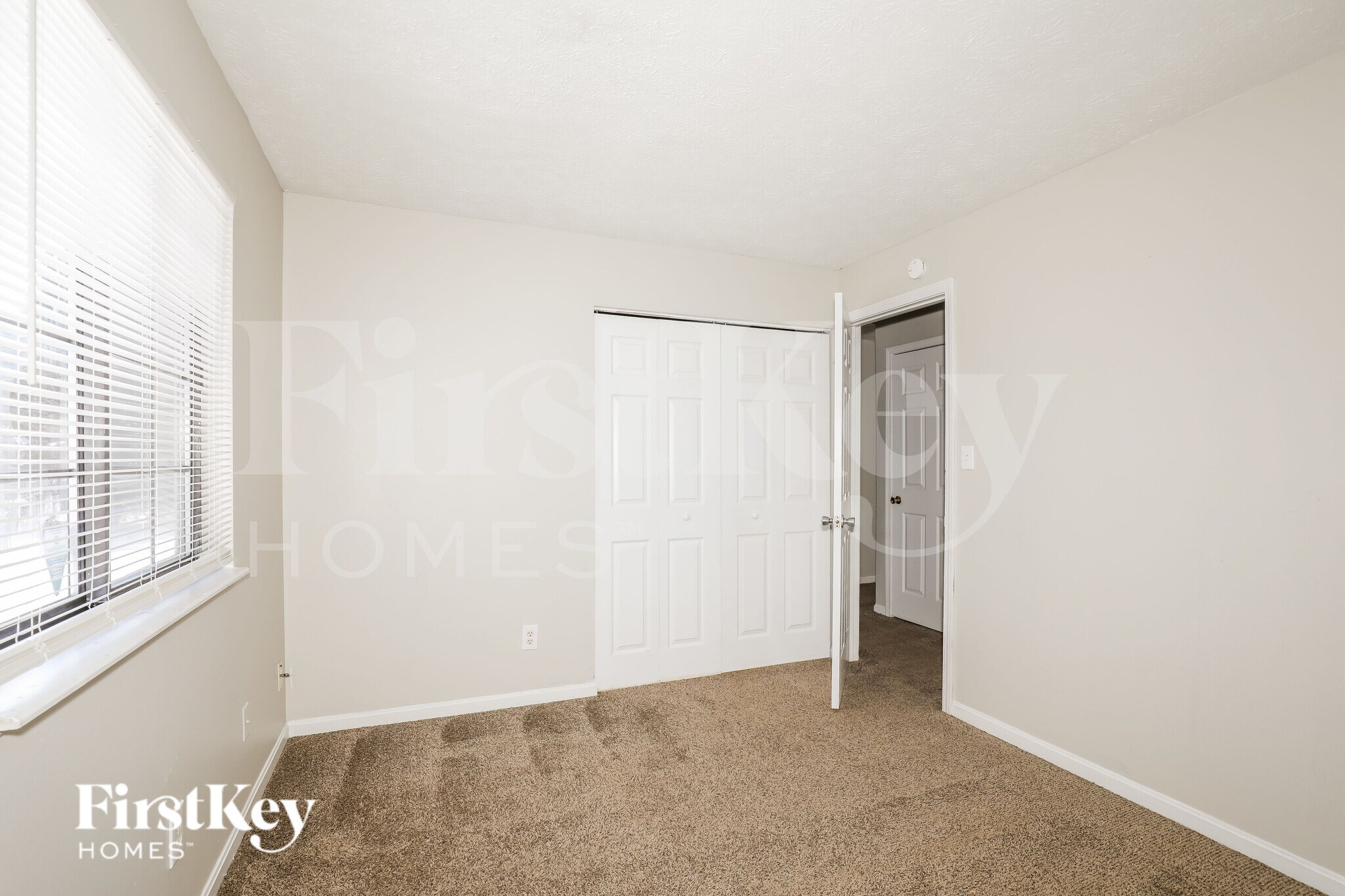 Building Photo - 3961 Bonn Dr