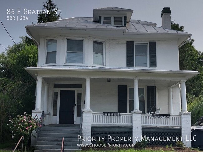 Primary Photo - 86 E Grattan St