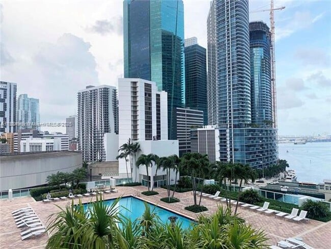 Building Photo - 31 SE 5th St