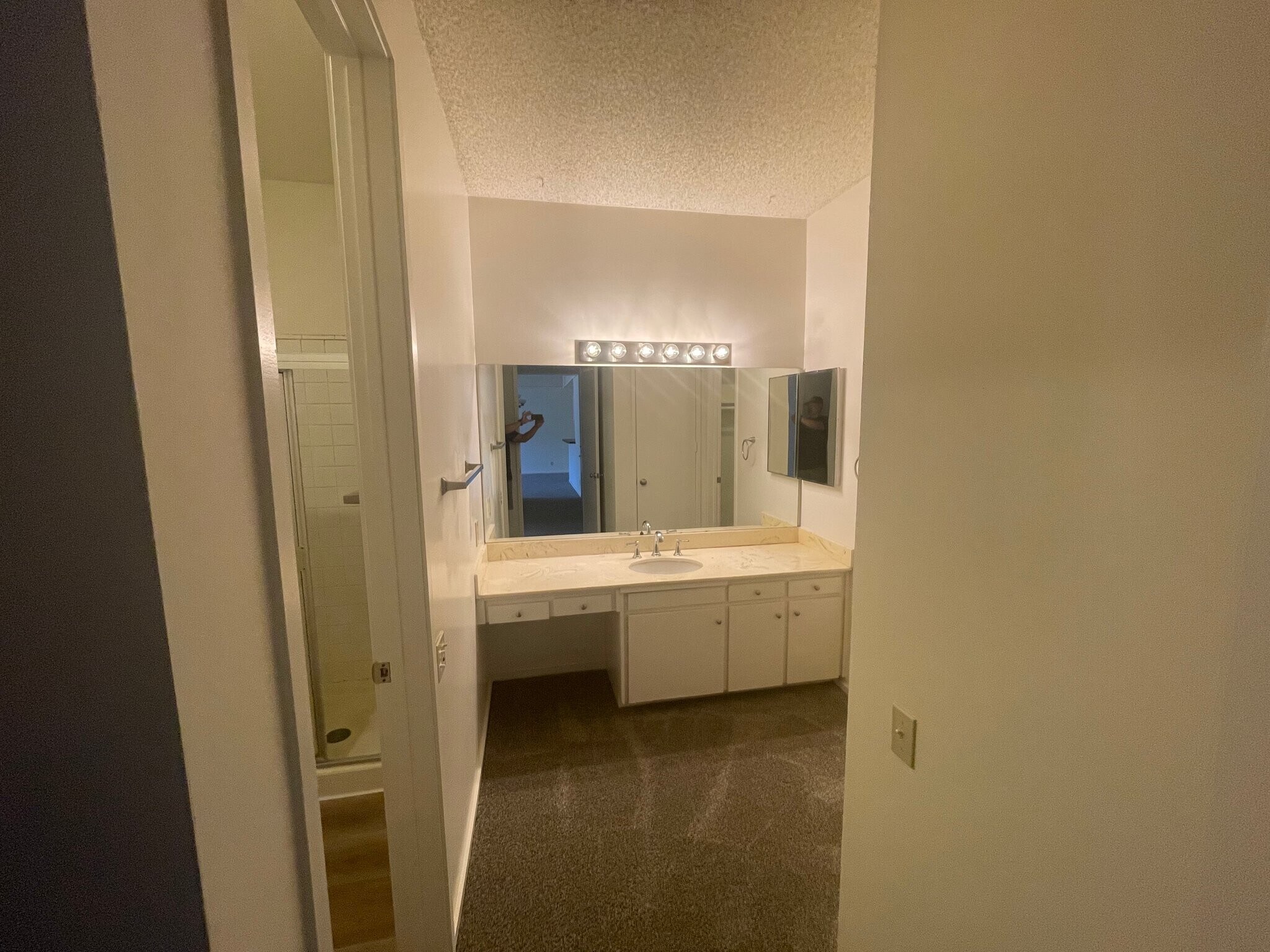 Building Photo - 1840 Fairburn Ave