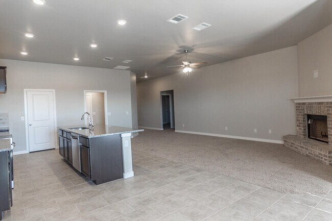 Building Photo - 2706 Viola Ave