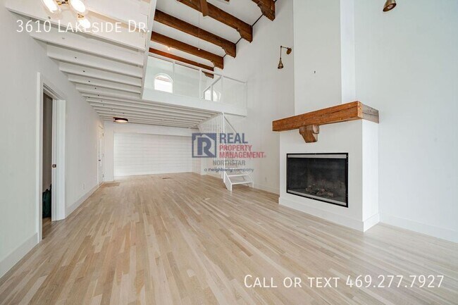 Building Photo - 3610 Lakeside Dr