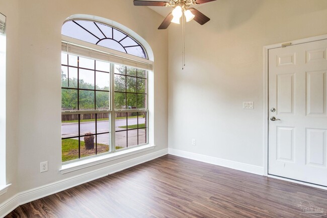 Building Photo - 1482 Towhee Canyon Dr