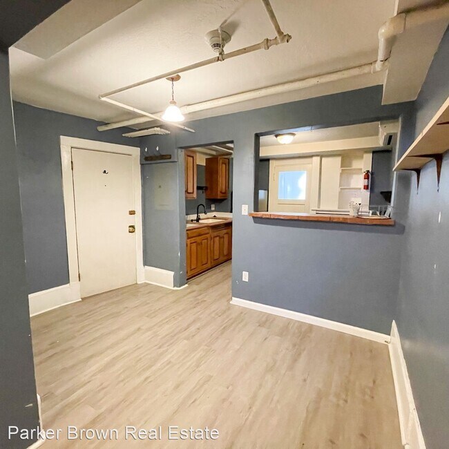 Building Photo - 1 br, 1 bath House - 86 B Street #11