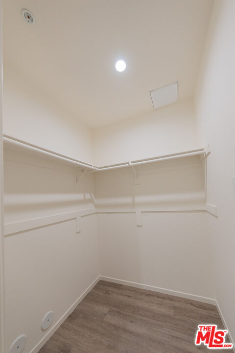 Building Photo - 124 W Colorado St