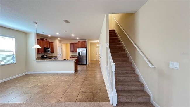 Building Photo - 13040 Overstreet Rd