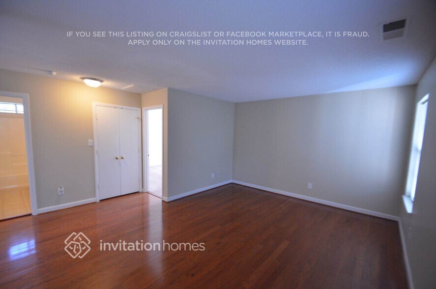 Building Photo - 12000 Cartgate Ln