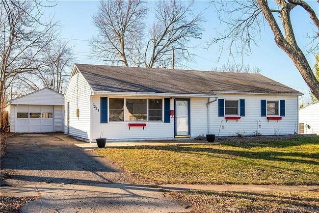 Building Photo - 1227 Date St