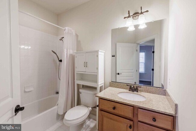 Building Photo - 9733 Braidwood Ter