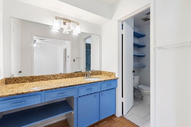Building Photo - 10728 Briar Forest Dr