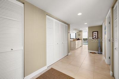 Building Photo - 9425 Blind Pass Rd