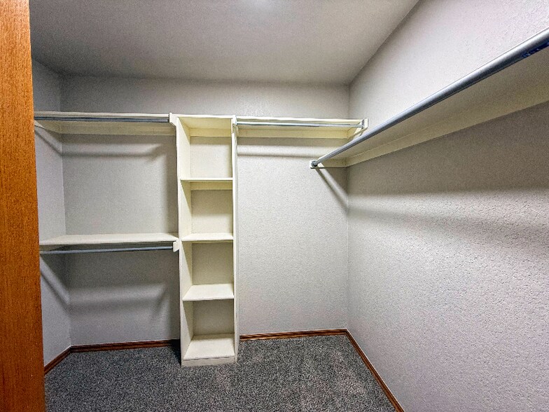 Building Photo - 6605 NW 134th St