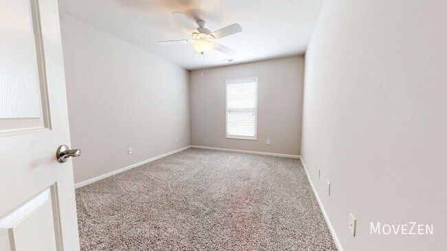 Building Photo - 2216 Spruce Shadows Ln