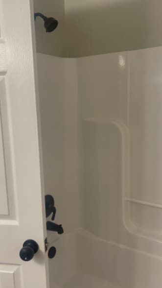 Building Photo - 3223 Summit Ave