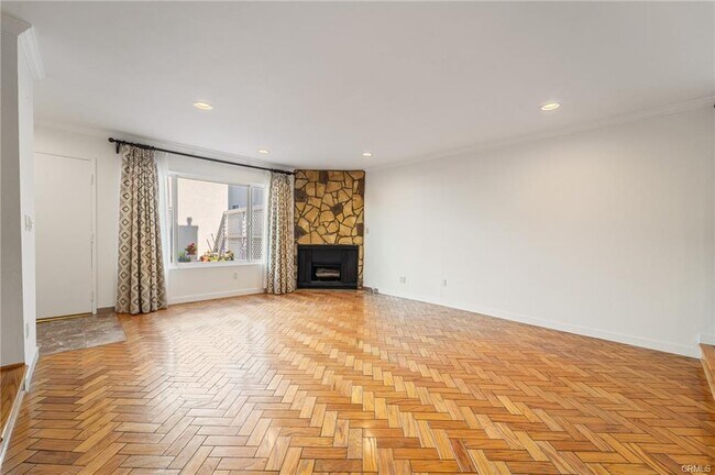 Building Photo - 4216 Ethel Ave