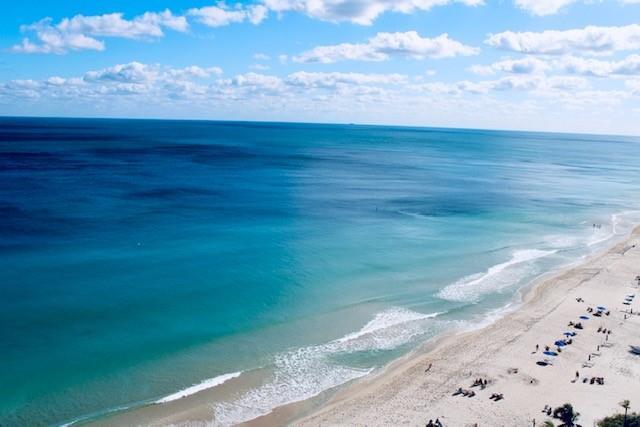 Building Photo - 3900 Galt Ocean Dr