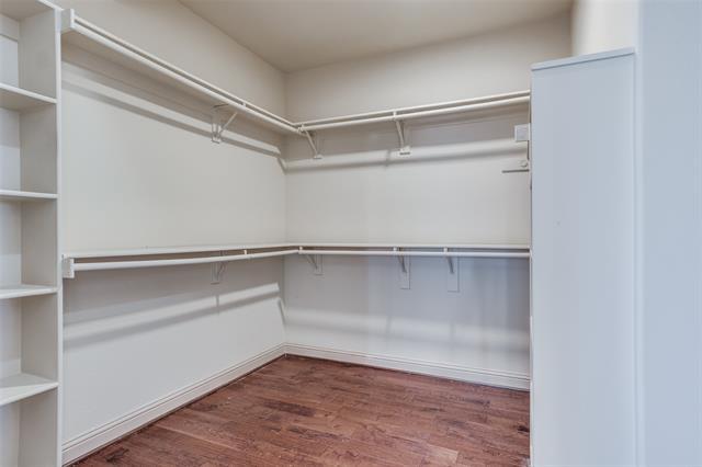 Building Photo - 1502 Shadow Brook Trail