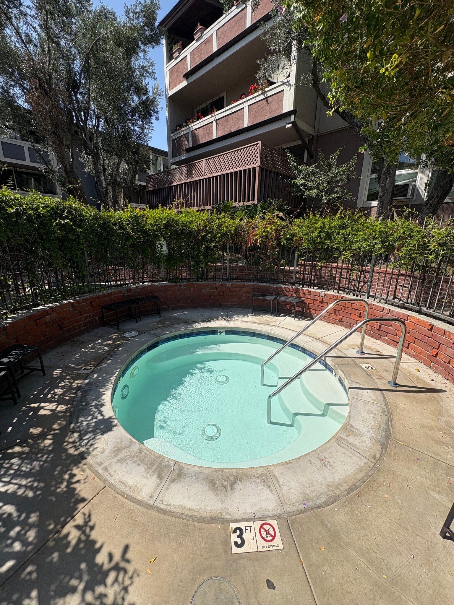 Building Photo - 6505 Green Valley Cir