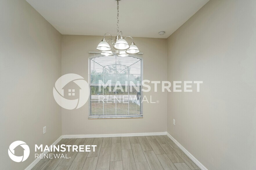 Building Photo - 3203 34th St SW