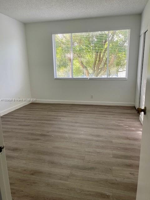 Building Photo - 7872 Sanibel Dr