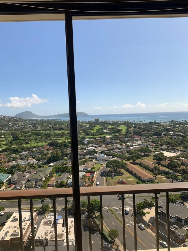 Building Photo - 4340 Pahoa Avenue #23A