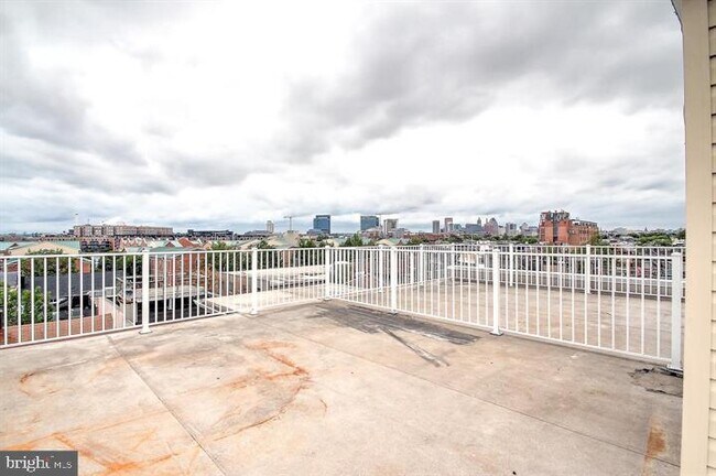 Building Photo - 2303 Essex St