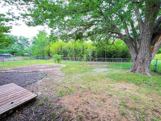 Building Photo - 114 S Manor Ct