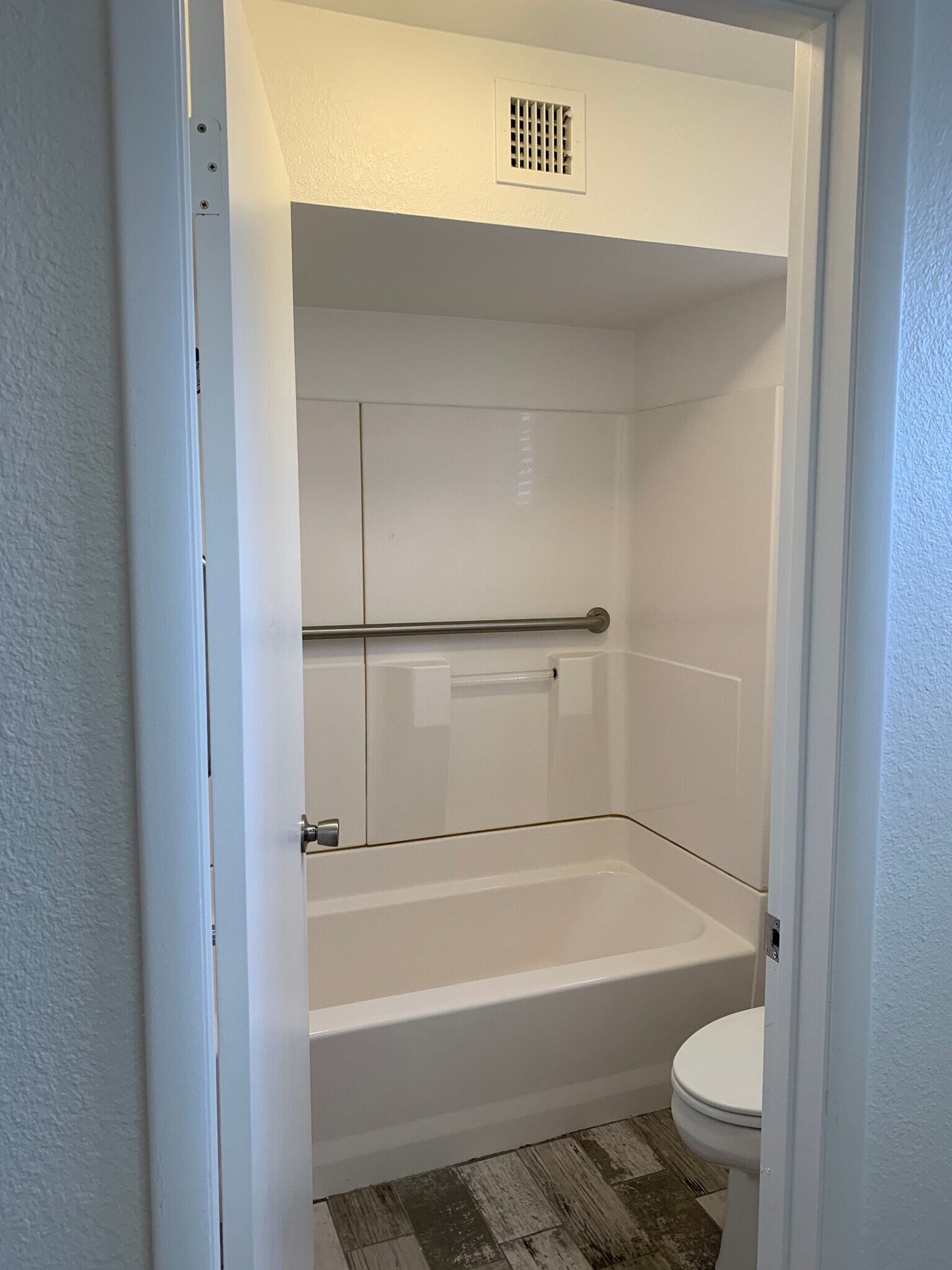 Building Photo - 3576 Stanford Dr