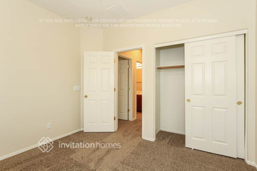 Building Photo - 17661 W Lundberg St