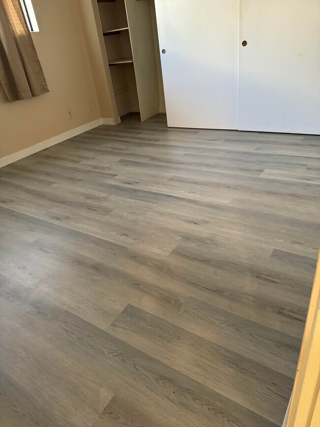 bedroom w/o staged furniture - 1187 E 3rd St