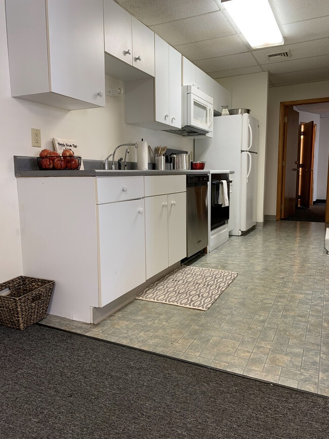 131 N. Sparks - Westside Village Apartments