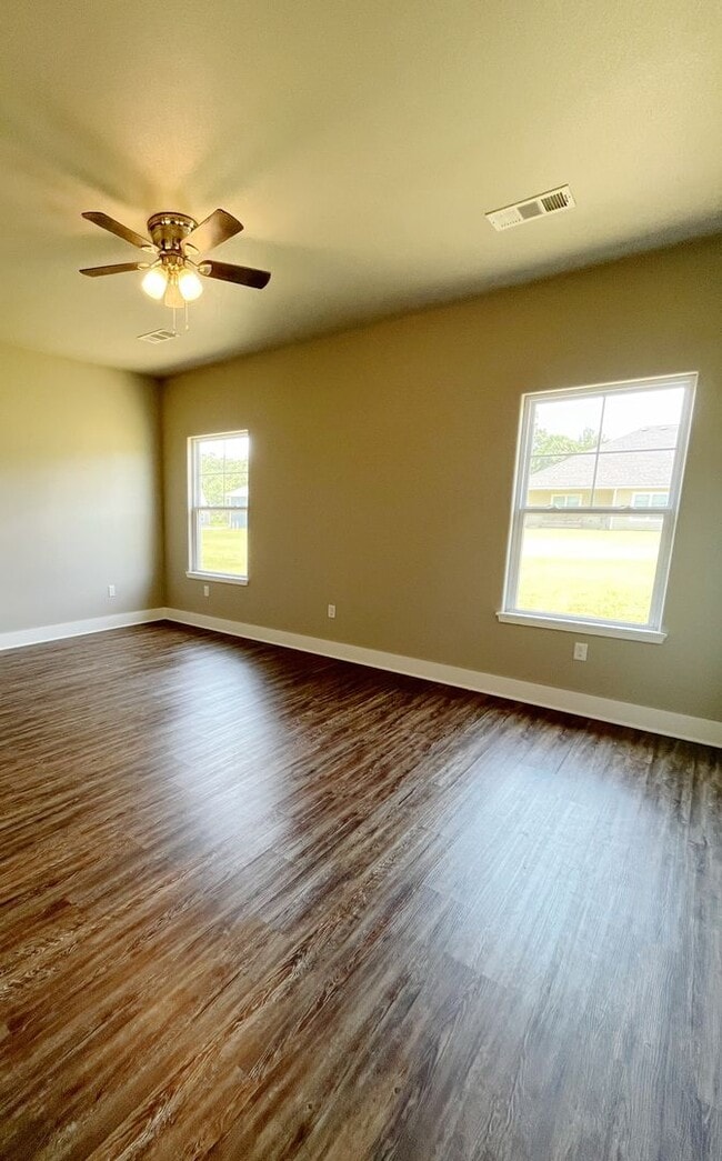 Building Photo - Quiet neighborhoods/Open floor plan/Durant school district