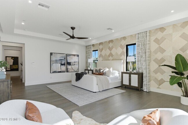 Building Photo - 8900 E Sands Dr