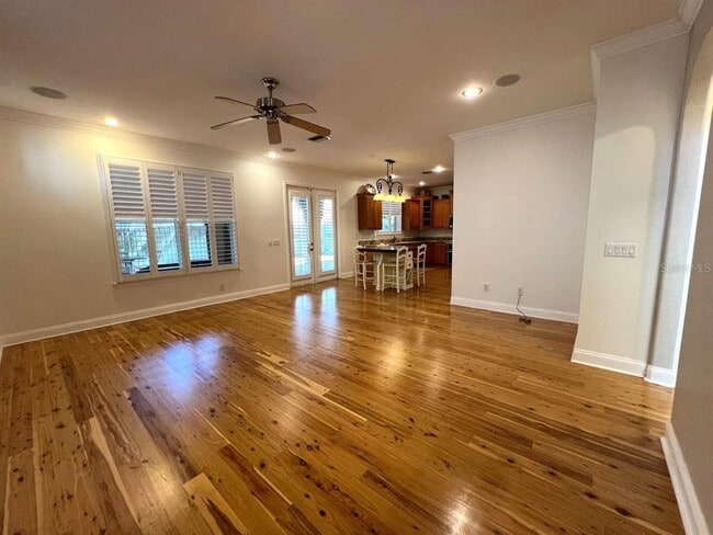 Building Photo - 3817 W Tacon St