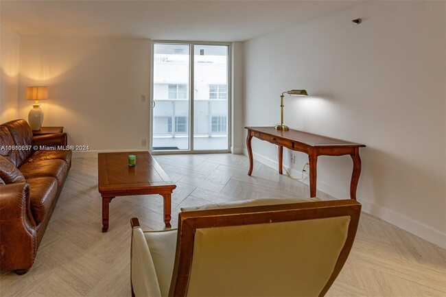 Building Photo - 2401 Collins Ave