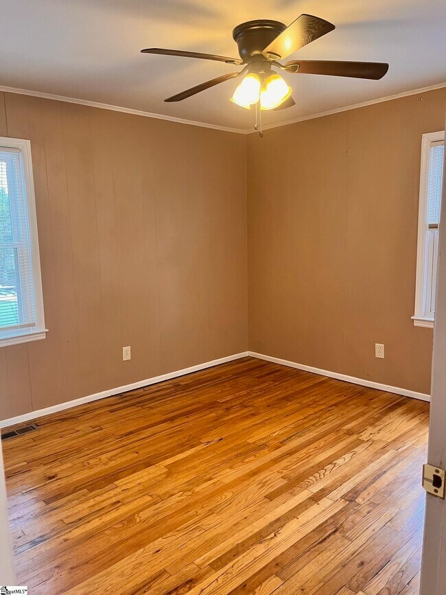 Building Photo - 113 Mount Zion Ave