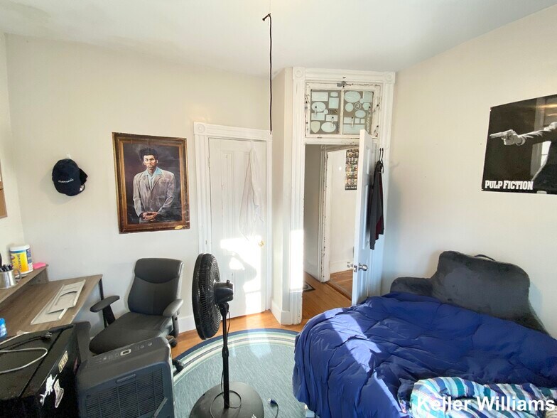 Building Photo - 61 Hillside St