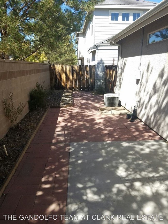 Building Photo - 2 br, 2 bath House - 9661 OTTER WAY