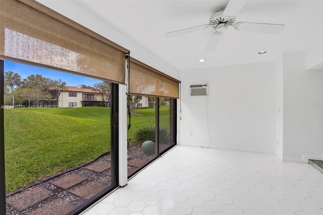 Building Photo - 21785 Cypress Dr