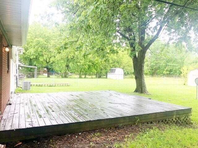 Building Photo - EAST SIDE 4 BR HOME AVAILABLE NOW!