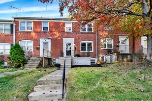 Welcome Home! - 104 Westowne Rd