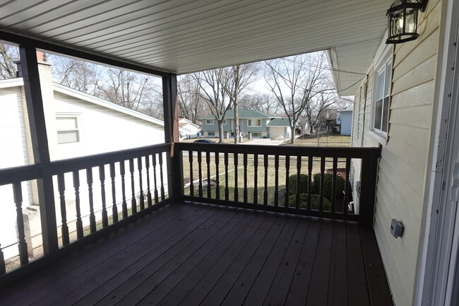 Building Photo - 1800 Hollywood Ave