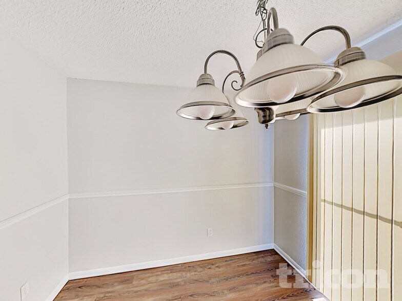 Building Photo - 614 Rifleman Trail