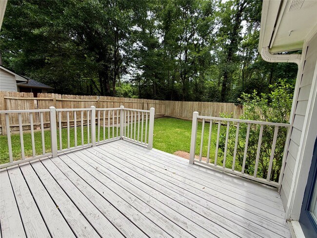 Building Photo - 4006 Hunnington Dr