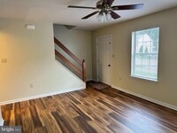 Building Photo - 408 Rockwood Dr