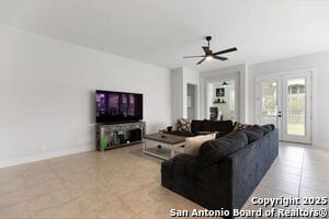 Building Photo - 462 Vamanos