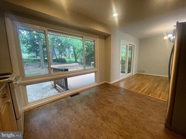 Building Photo - 4304 San Carlos Dr