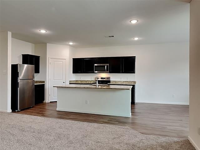 Building Photo - 204 Gypsum Ln