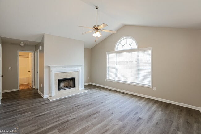 Building Photo - 6983 Pine Shadow Way