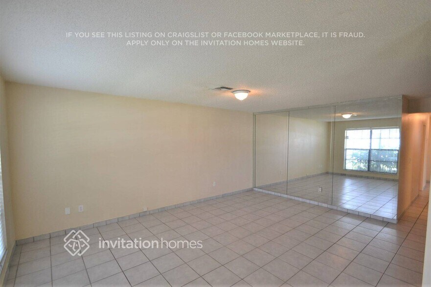 Building Photo - 5131 SW 101st Terrace